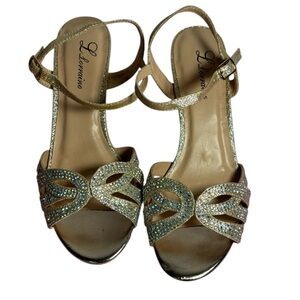 L. Lorraine Rose Gold Dress Heels. Size 8 1/2. Worn once. Beautiful.